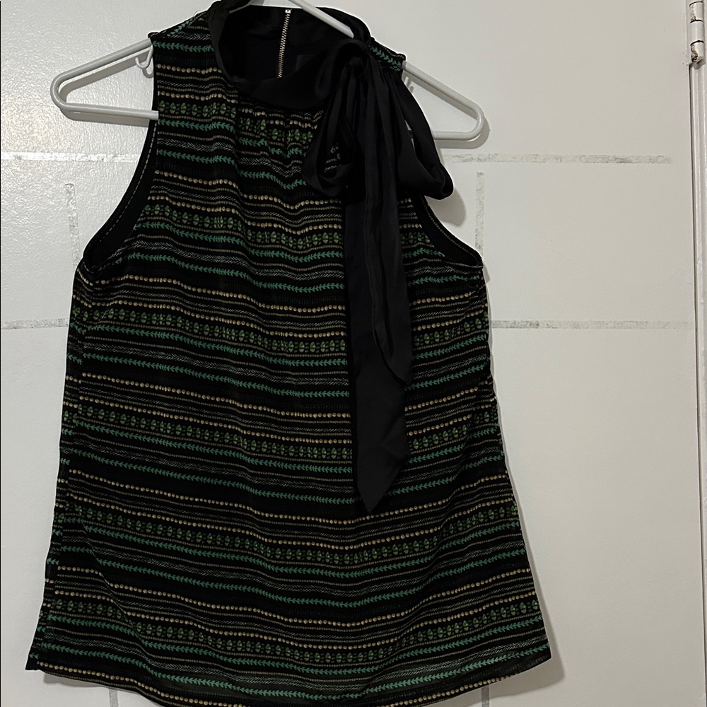 Worthington Black and Green Patterned Sleeveless Blouse